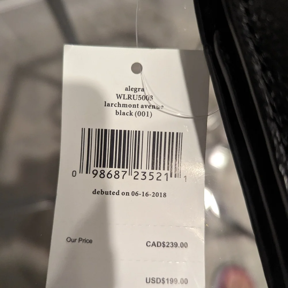 Kate Spade Larchmont Avenue Alegra Black crossbody clutch NWT - Picture 7 of 7